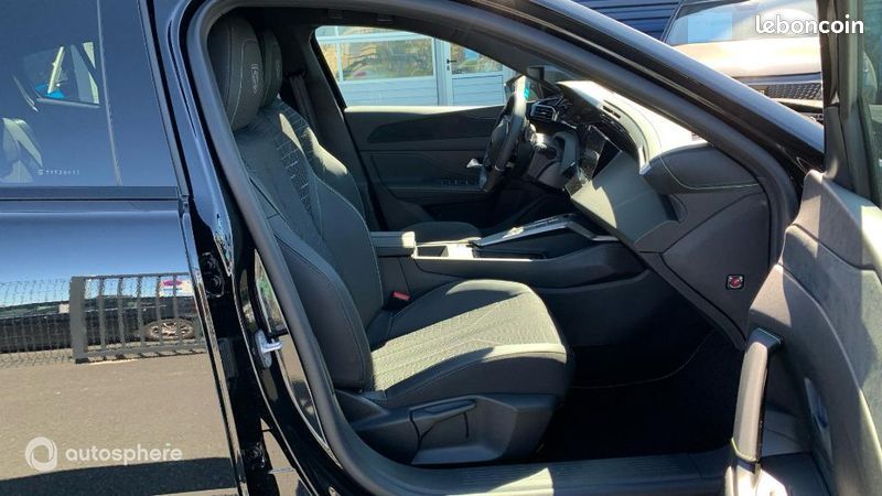 Peugeot 408 Hybrid 145ch GT e-DCS6 (image 15)