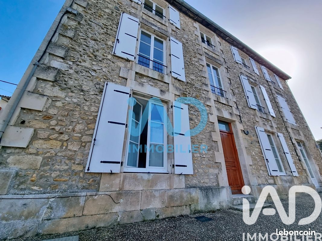 Immeuble 310 m² · à Chauvigny · 310 m² · 283 000 €