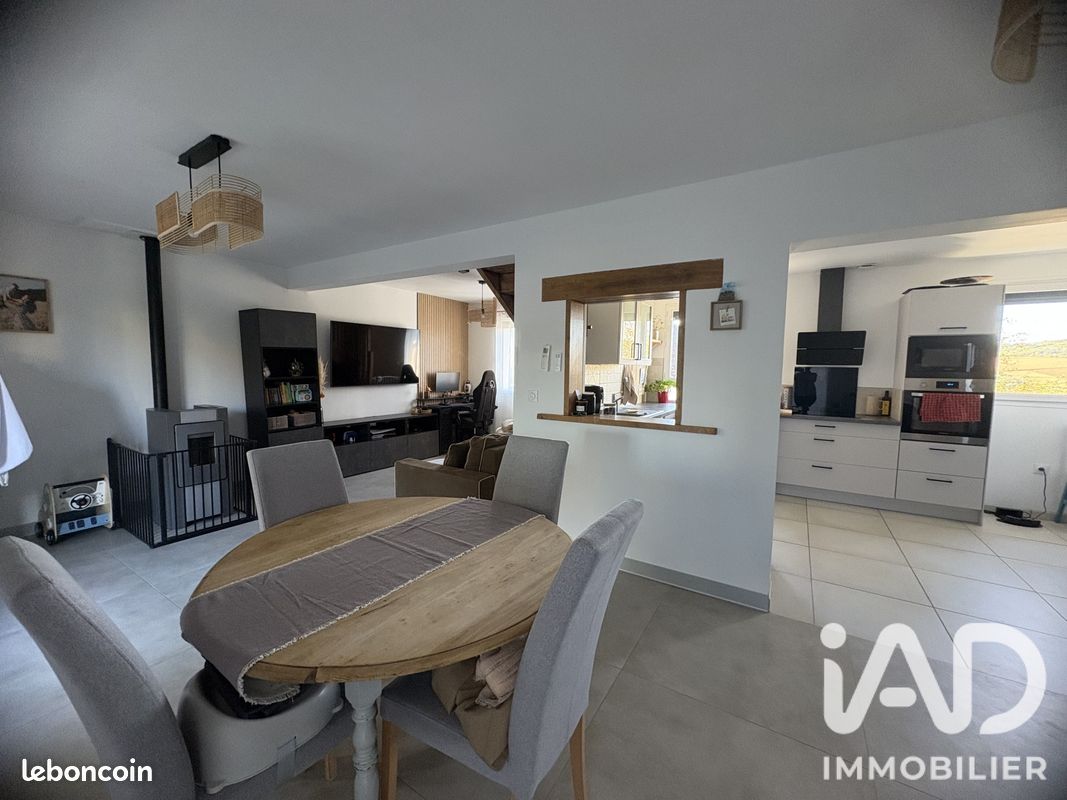Maison 4 pièces 98 m² · à Vaumort · 98 m² · 210 000 €