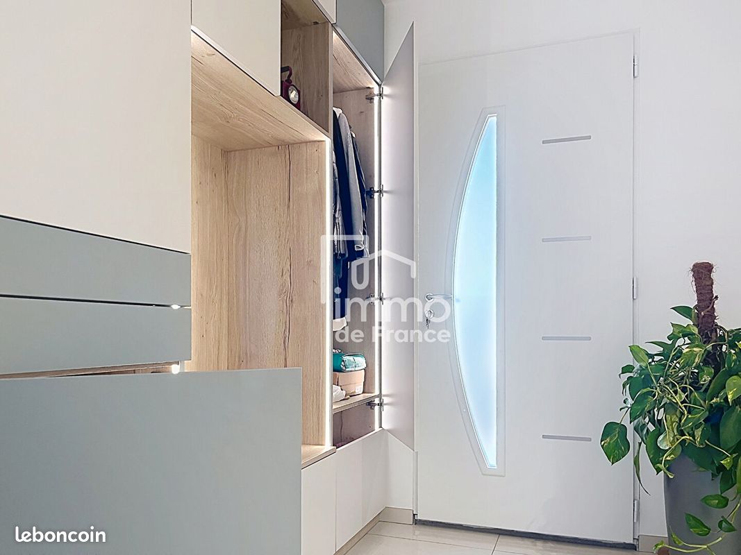 Maison 5 pièces 136 m² · à Péronnas · 136 m² · 430 000 €