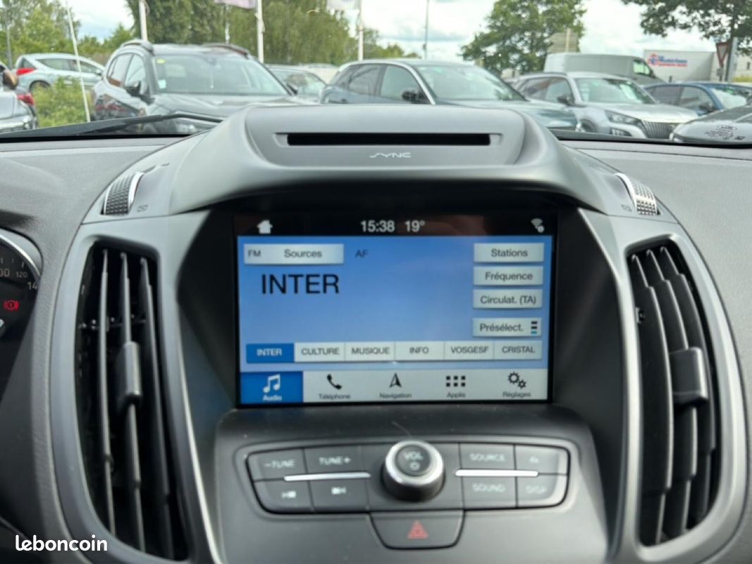 FORD KUGA 1.5 tdci 120 titanium 4x2 euro6.2 (image 25)