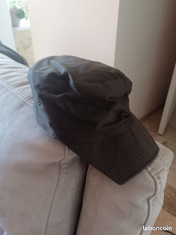 Casquette militaire (image 2)
