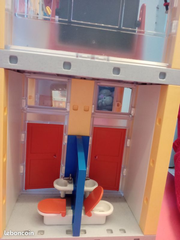 École Playmobil (image 2)