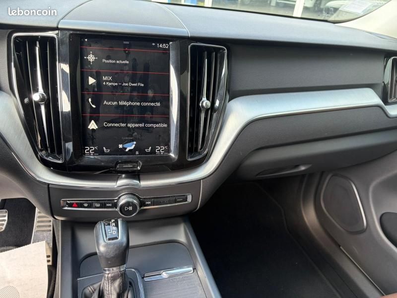 Volvo XC60 D4 AWD 190ch Momentum Geartronic (image 23)