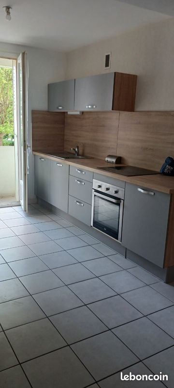 Appartement 1 pièce 32 m² · à Saint-Étienne · 32 m² · 420 €