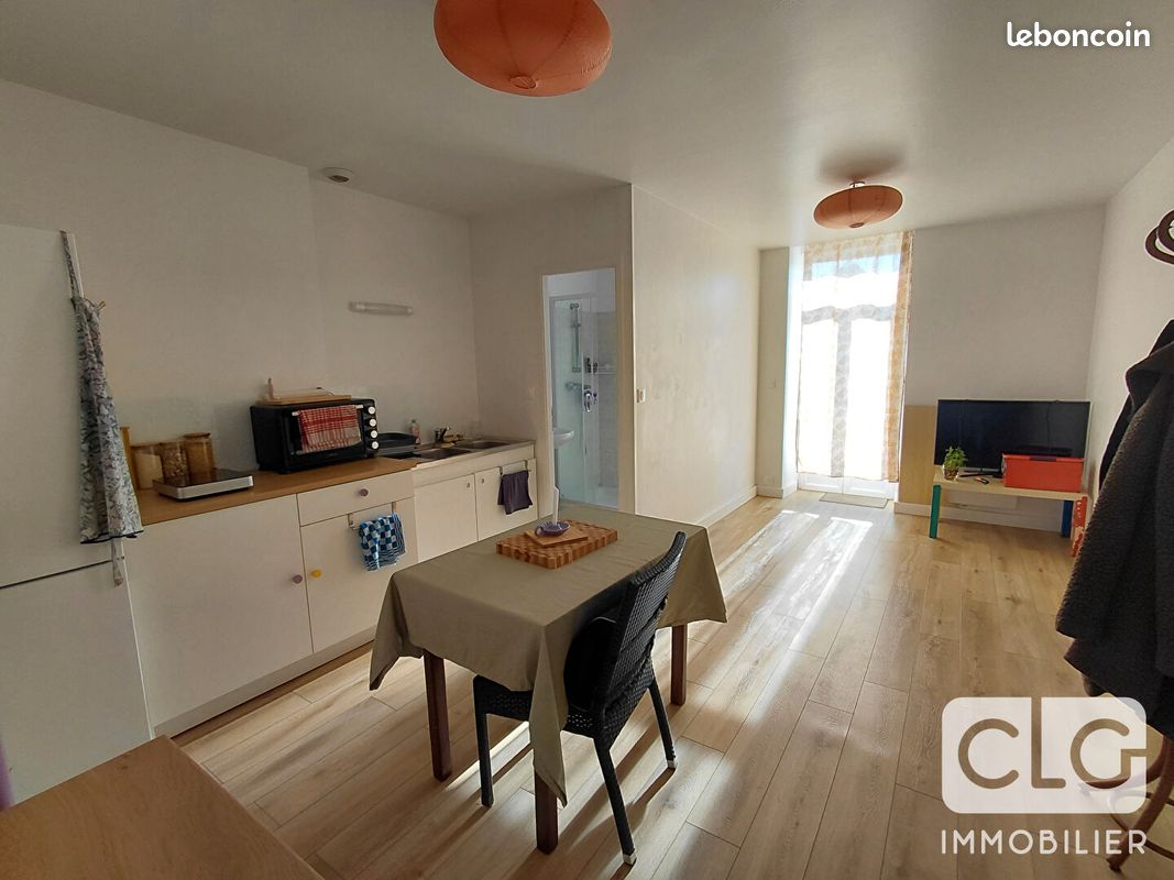 Appartement 2 pièces 33 m² · à Guilvinec · 33 m² · 540 €