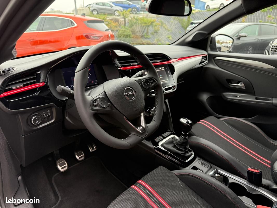 Opel Corsa 1.2 Turbo 100 ch BVM6 GS (image 5)