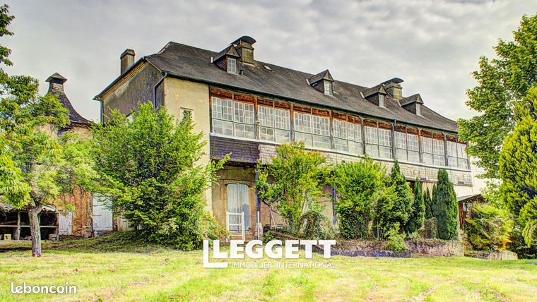 Château 19 pièces 589 m²