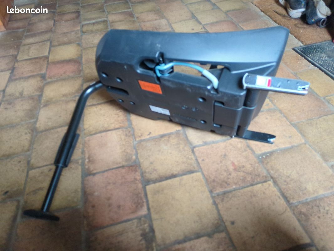 Base isofix (image 2)