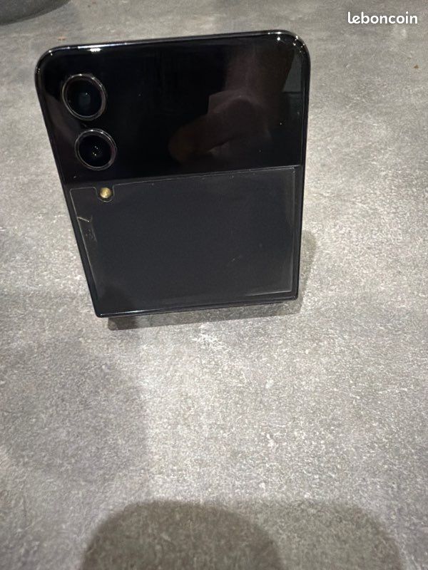 Samsung Z Flip 4 – Fonctionne – Écran HS – Pour réparation / bricoleur (image 5)