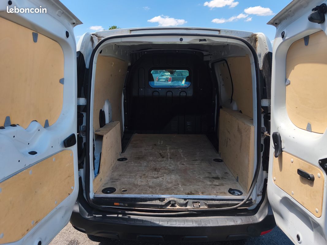 Renault Express Van Blue dci 75 (image 3)