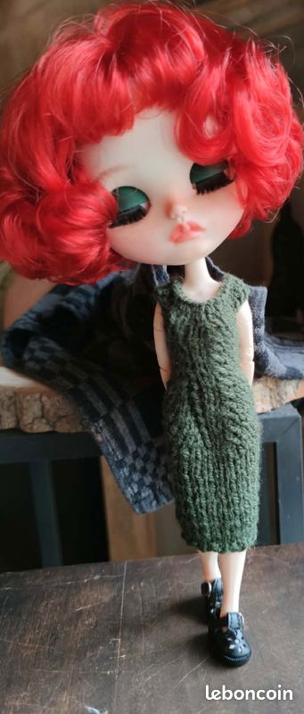 À vendre poupée blythe personnalisée signée et numerotée, nommée Leeloo (image 3)