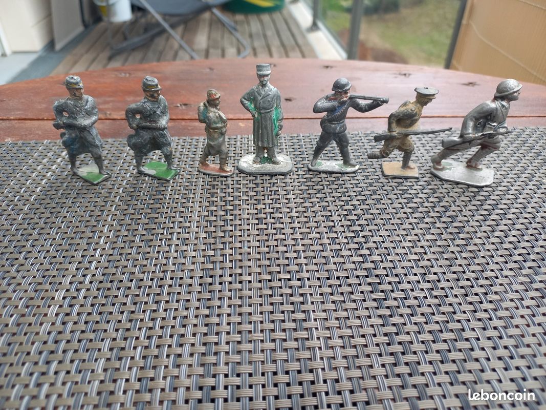 Quiralu lot 7 soldats (image 1)