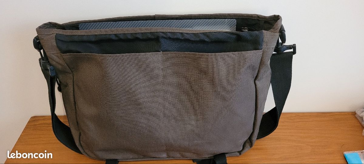 Besace sac Eastpark (image 3)