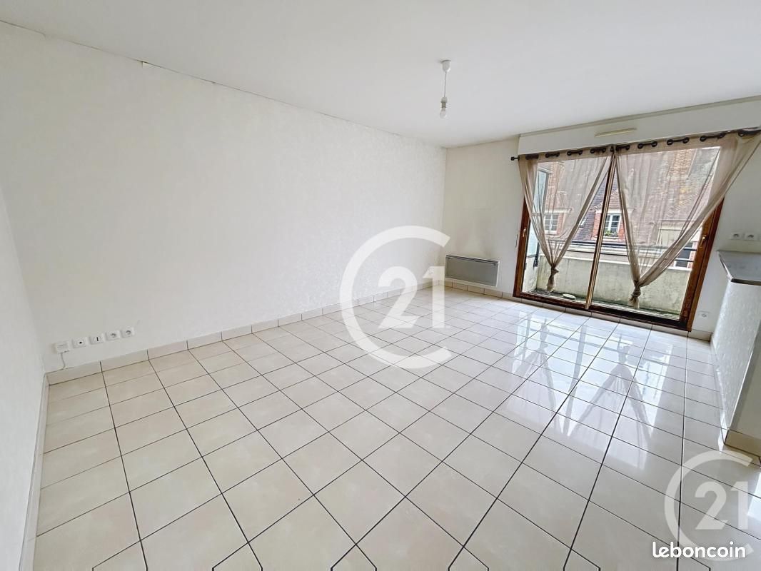 Appartement 2 pièces 48 m² · à Évreux · 48 m² · 600 €