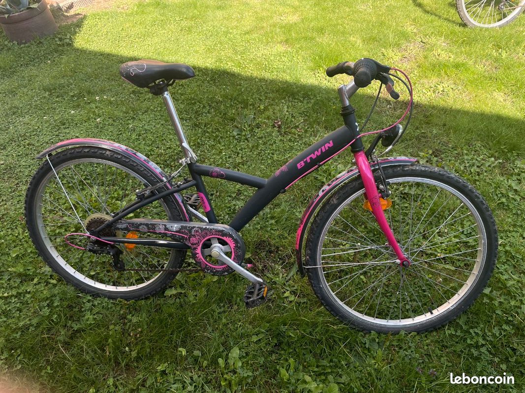 Vélo Btwin enfant fille Type de vélo VT Marque Btwin