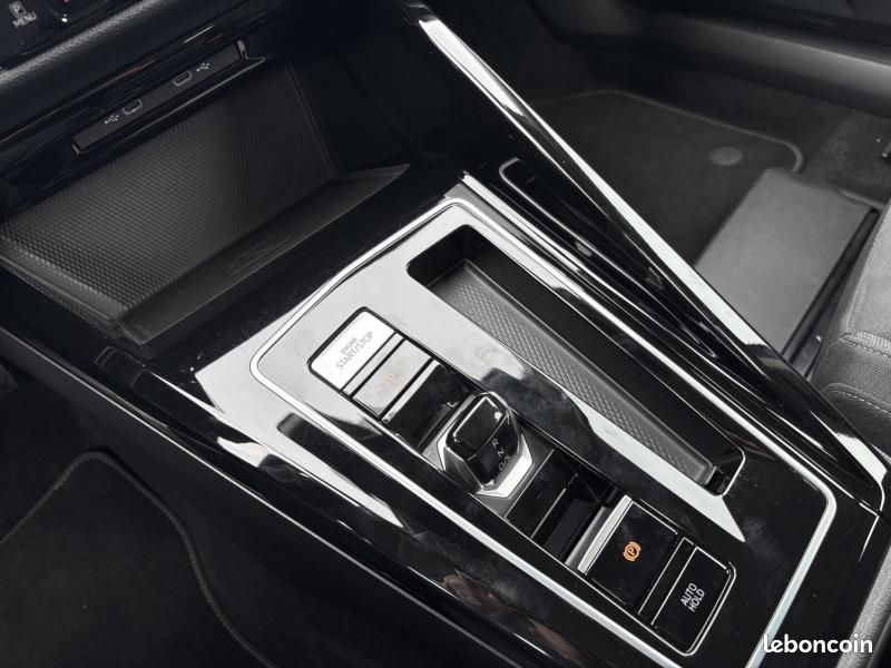 Volkswagen Golf 1.5 eTSI OPF 130ch Style DSG7 (image 24)