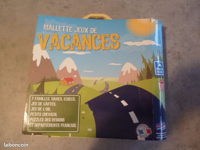 Malette jeux de société (image 1)