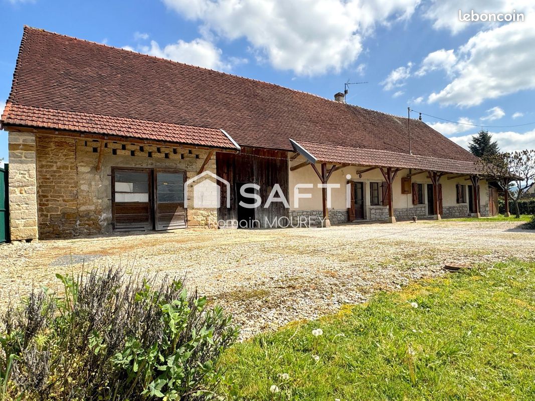 Maison 4 pièces 110 m² · à Flacey-en-Bresse · 110 m² · 199 000 €