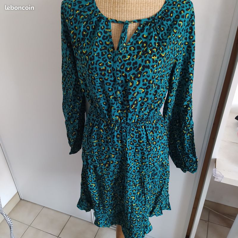 Robe manche longue taille 38 neuve emballer (image 1)