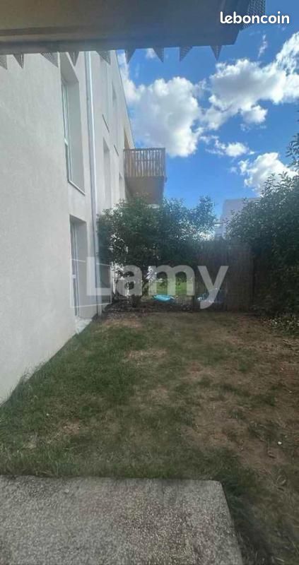 Appartement 2 pièces 39 m² · à Saint-Priest · 39 m² · 603 €/mois
