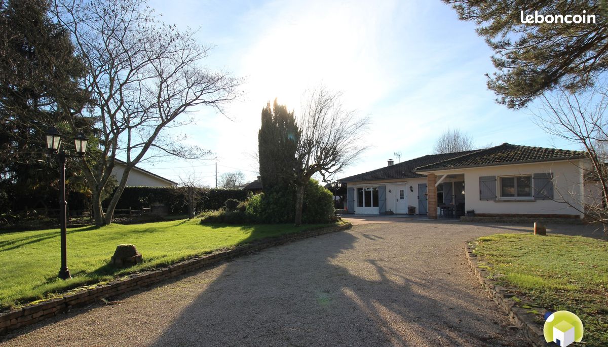 Maison 4 pièces 146 m² · à Mézériat · 146 m² · 349 000 €