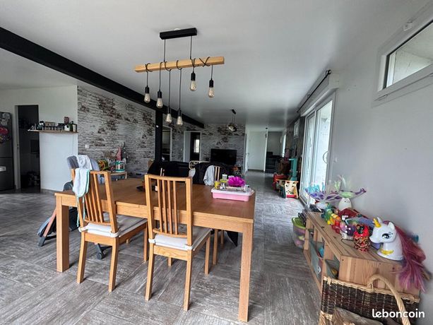 Ferme 10 pièces 276 m²