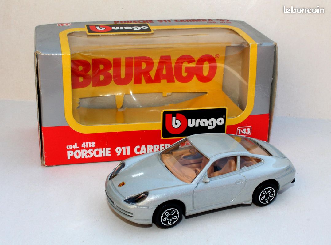 Bburago Porsche 911 Carrera Argentée - Miniature 1:43 - Modèle Collection