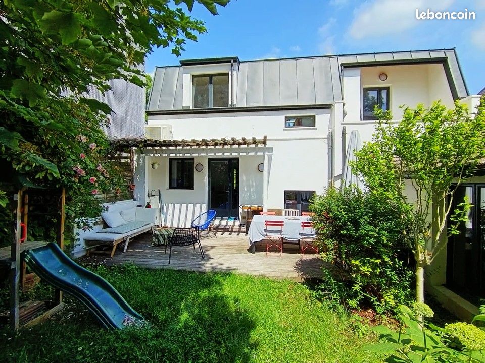 Maison 8 pièces 184 m² · à Suresnes · 184 m² · 1 250 000 €