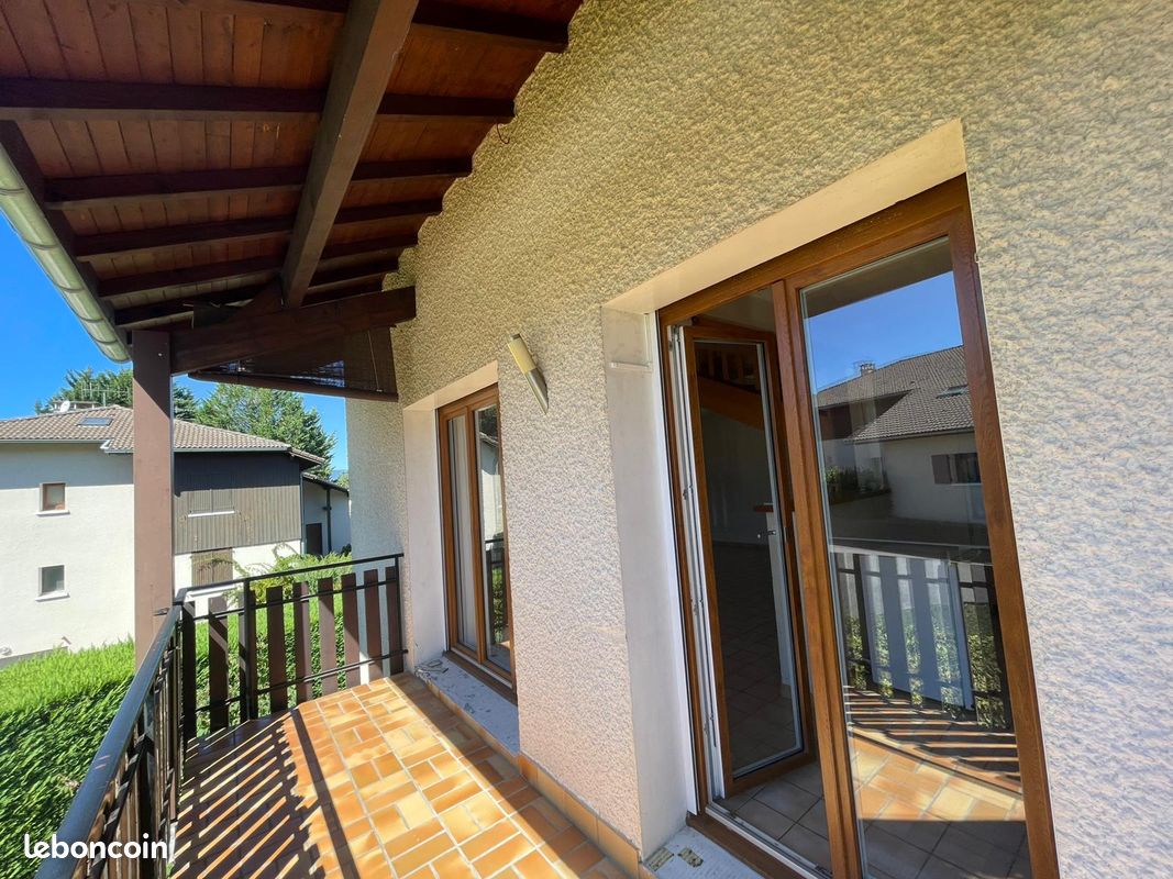 Appartement 5 pièces 102 m² · à Neydens · 102 m² · 380 000 €