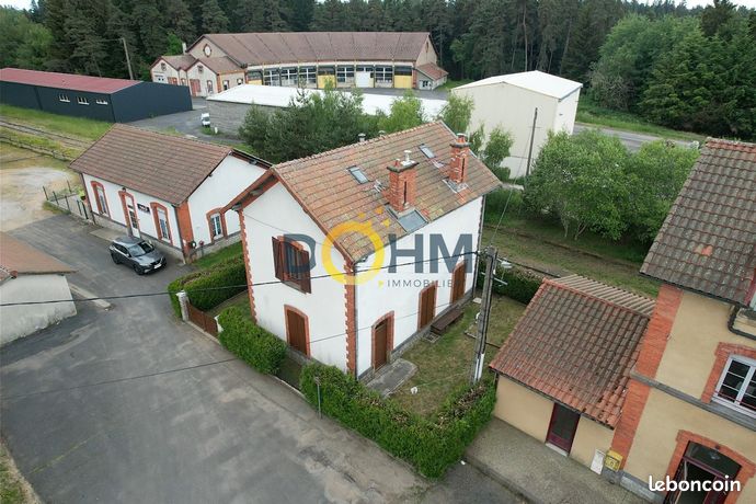 Maison 7 pièces 99 m²