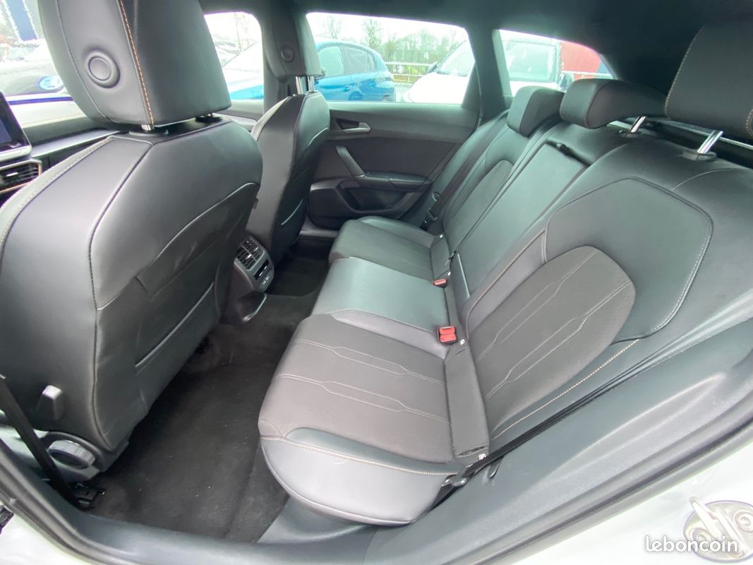 Cupra LEON ST 1.5 ETSI HYBRID 150CH V DSG7 (image 15)