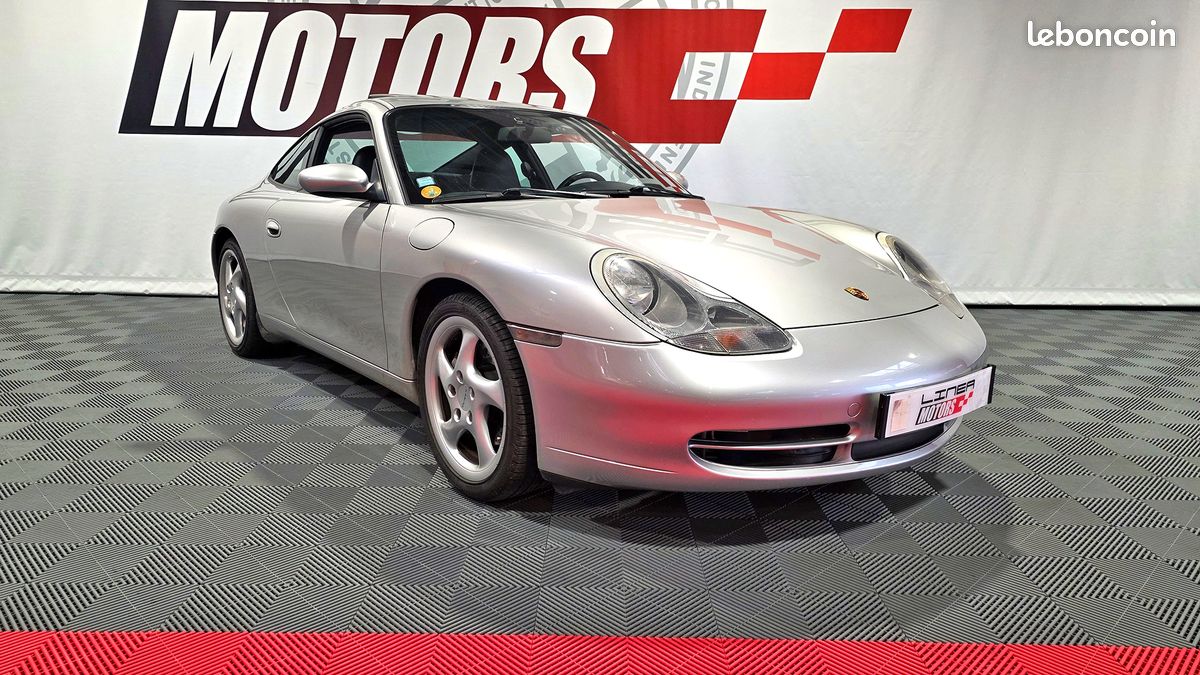 Porsche 911 - 996 carrera 4 coupe - 3.4 - 300 cv - toit ouvrant - boite meca (image 1)