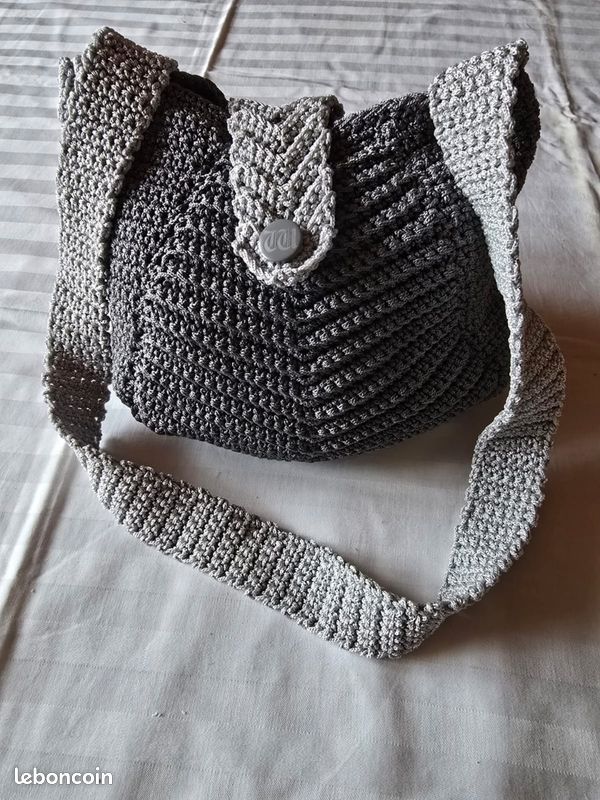 Petit sac au crochet (image 1)