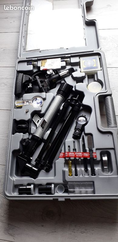 Ensemble microscope (image 3)