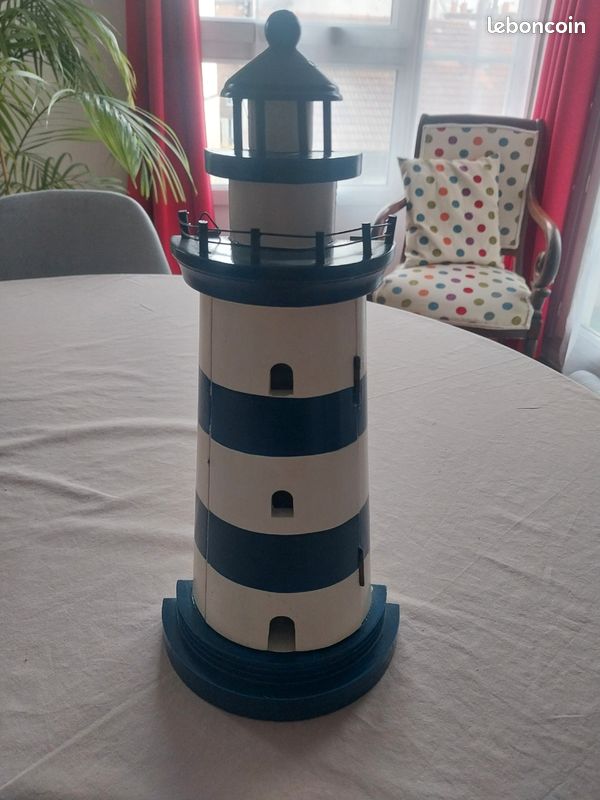 Cepewa Phare décoratif - Corde en bois - H19 cm - Décoration maritime - Blanc et bleu - Décoration maritime - Balises (1 phare H19 cm