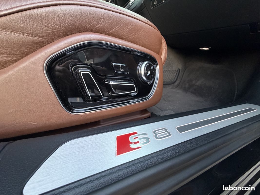 Audi s8 d4 (i) v8 4.0 tfsi 520 quattro toit ouvrant bose soft close (image 12)