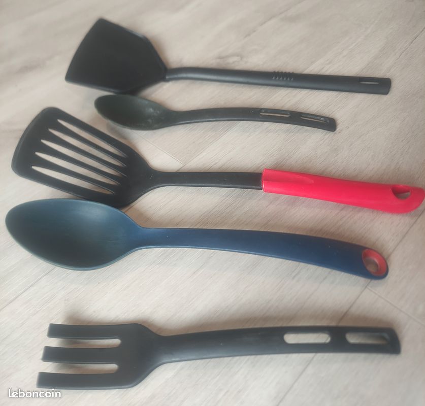 Lot d’ustensiles de cuisine – spatules & cuillères (image 4)