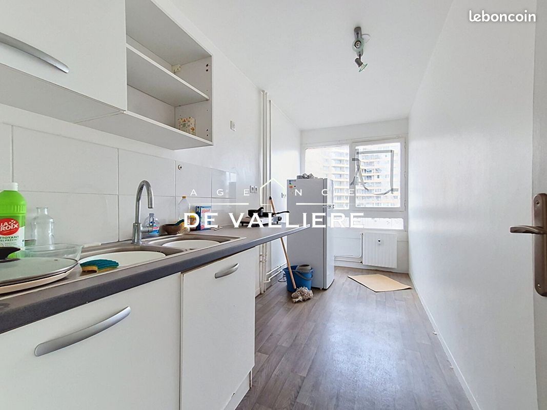 Appartement 2 pièces 47 m² · à Nanterre · 47 m² · 202 000 €