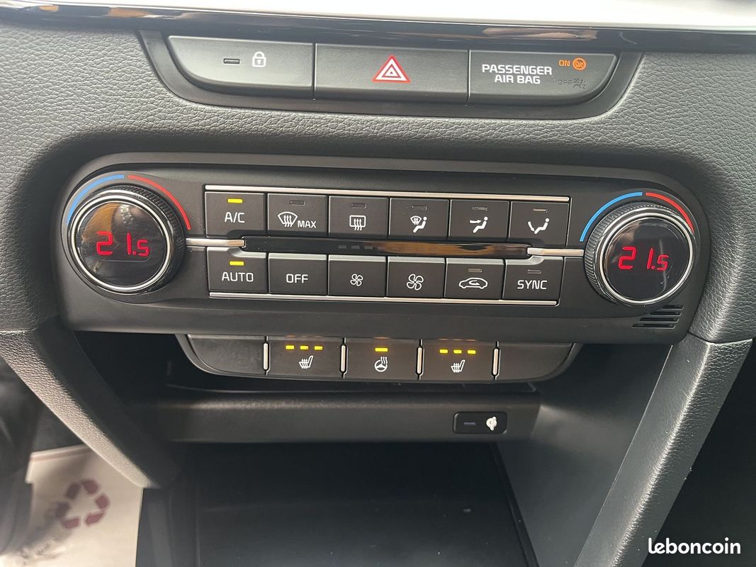 Kia CEED SW 136 CH GT LINE PREMIUM GPS CAMERA (image 14)