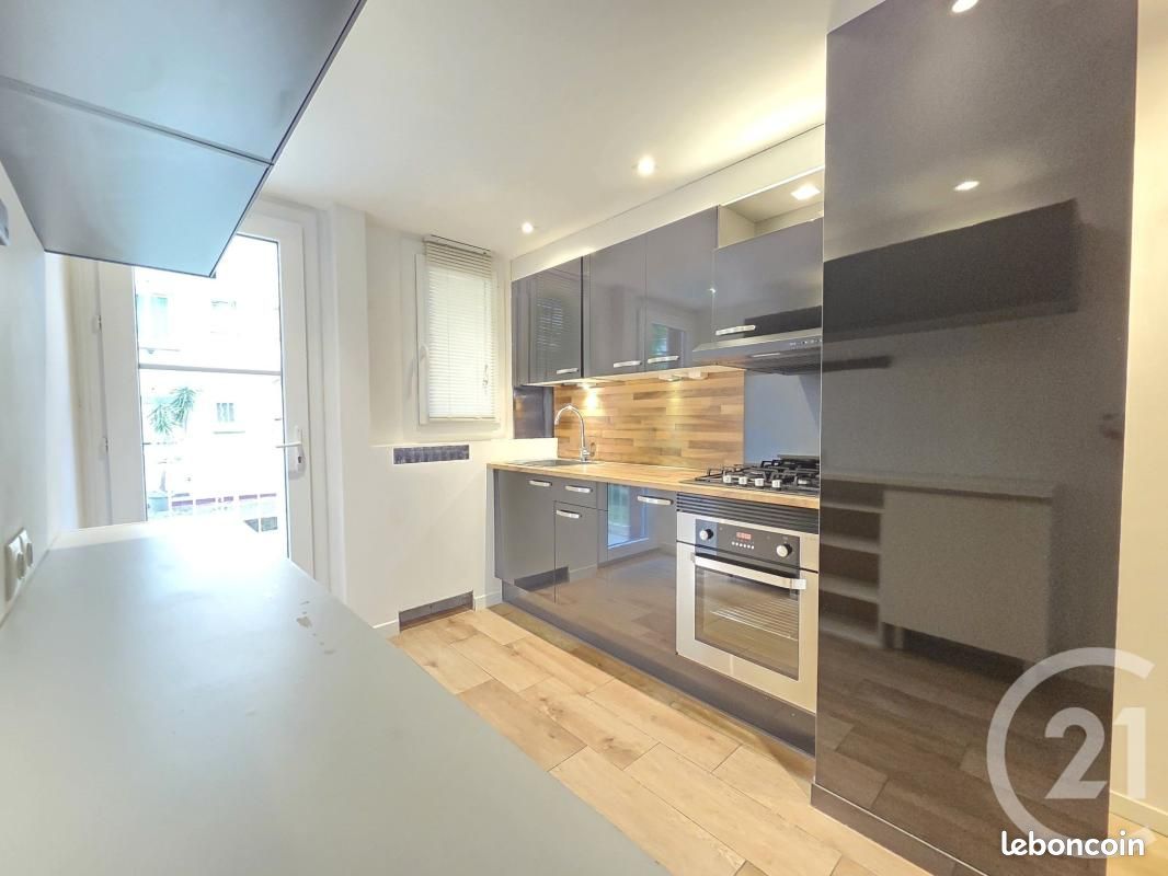 Appartement 3 pièces 52 m² · à Toulon · 52 m² · 140 000 €