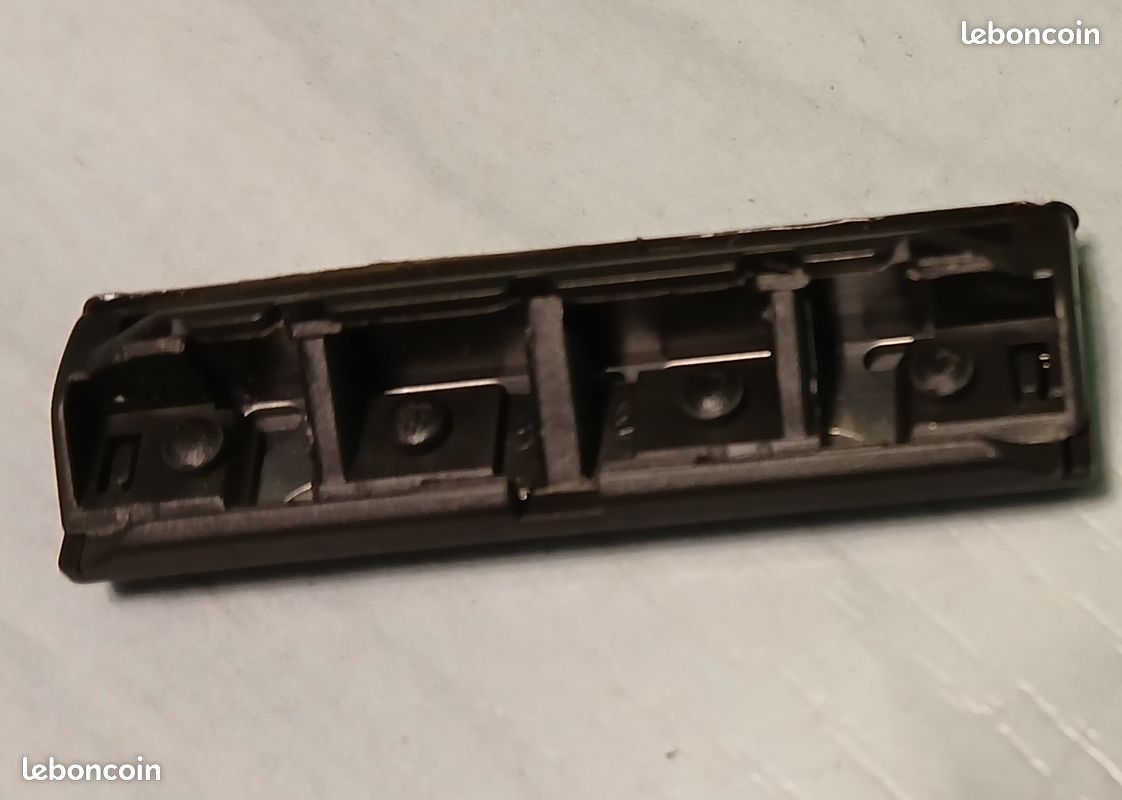 NEUF : Ensemble Rasoir et Brosse à Dent - Pochette pour Voyage (image 6)