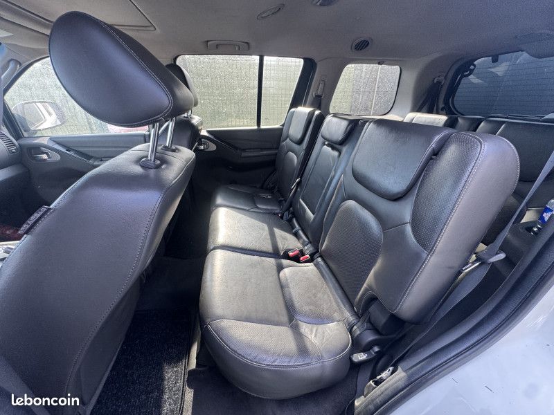 Nissan PATHFINDER 2.5 DCI 190CH LE BVA 7 PLACES (image 13)