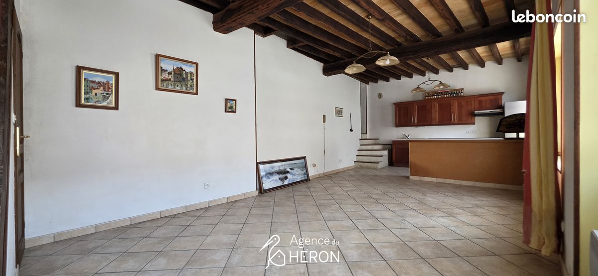 Maison 7 pièces 111 m² · à Nailly · 111 m² · 99 000 €