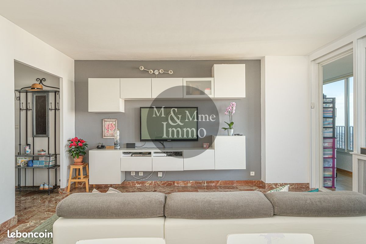 Appartement 5 pièces 112 m² · à Marseille · 112 m² · 280 000 €