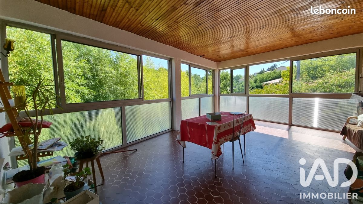 Maison 5 pièces 205 m² · à Lorette · 205 m² · 269 000 €