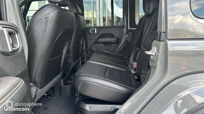 Jeep Wrangler Unlimited 2.0 T 380ch 4xe Overland Command-Trac MY23 (image 13)
