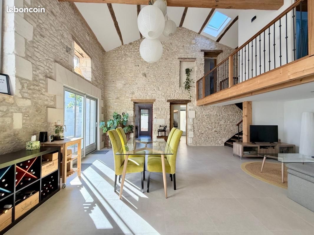 Maison 5 pièces 135 m² · à Nieul-sur-Mer · 135 m² · 572 000 €