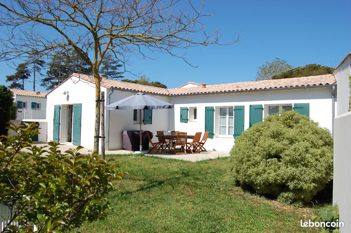 Ile de re locations saisonnières dernière minute promotion 2 chambres