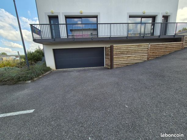 Parking 50 m² MONTRABE